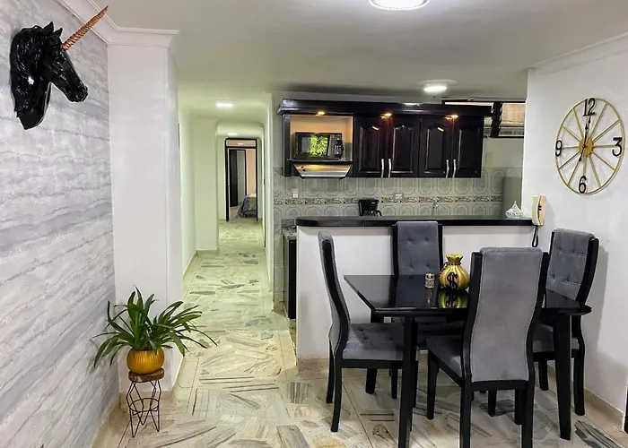 Apartamento 3 Habitaciones Cerca Al Parque Del Poblado